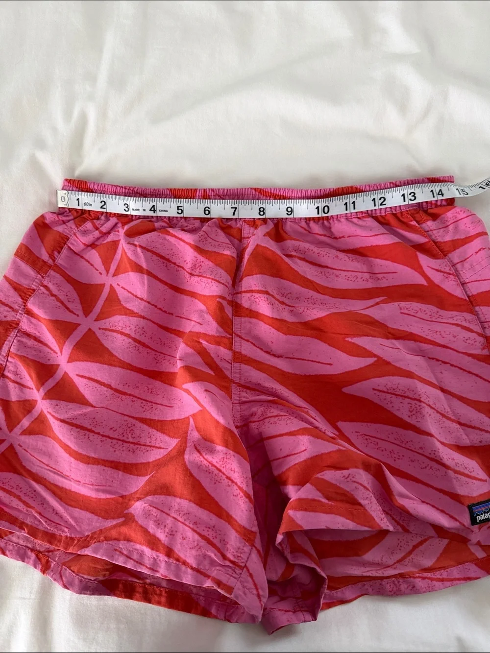 Patagonia Women’s Baggies Shorts Eucalyptus Fronds Catalan Coral Print Medium